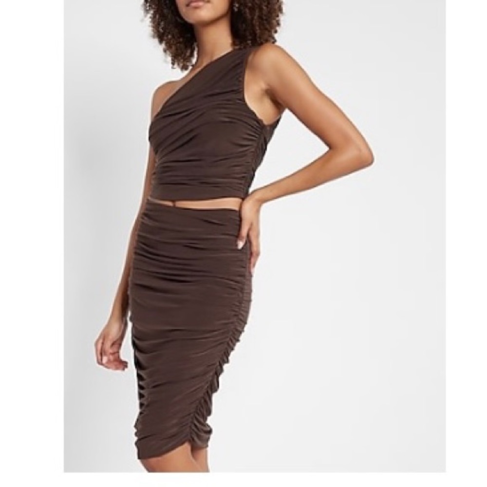 Express runched 2 piece set